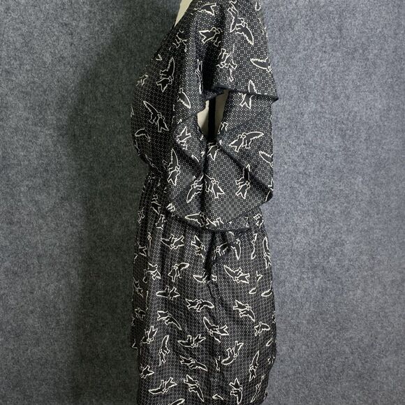 Everly Ruffled Sleeve Pullover Dress Black W/ Birds Short Light Wt Elastic Waist - Picture 7 of 12